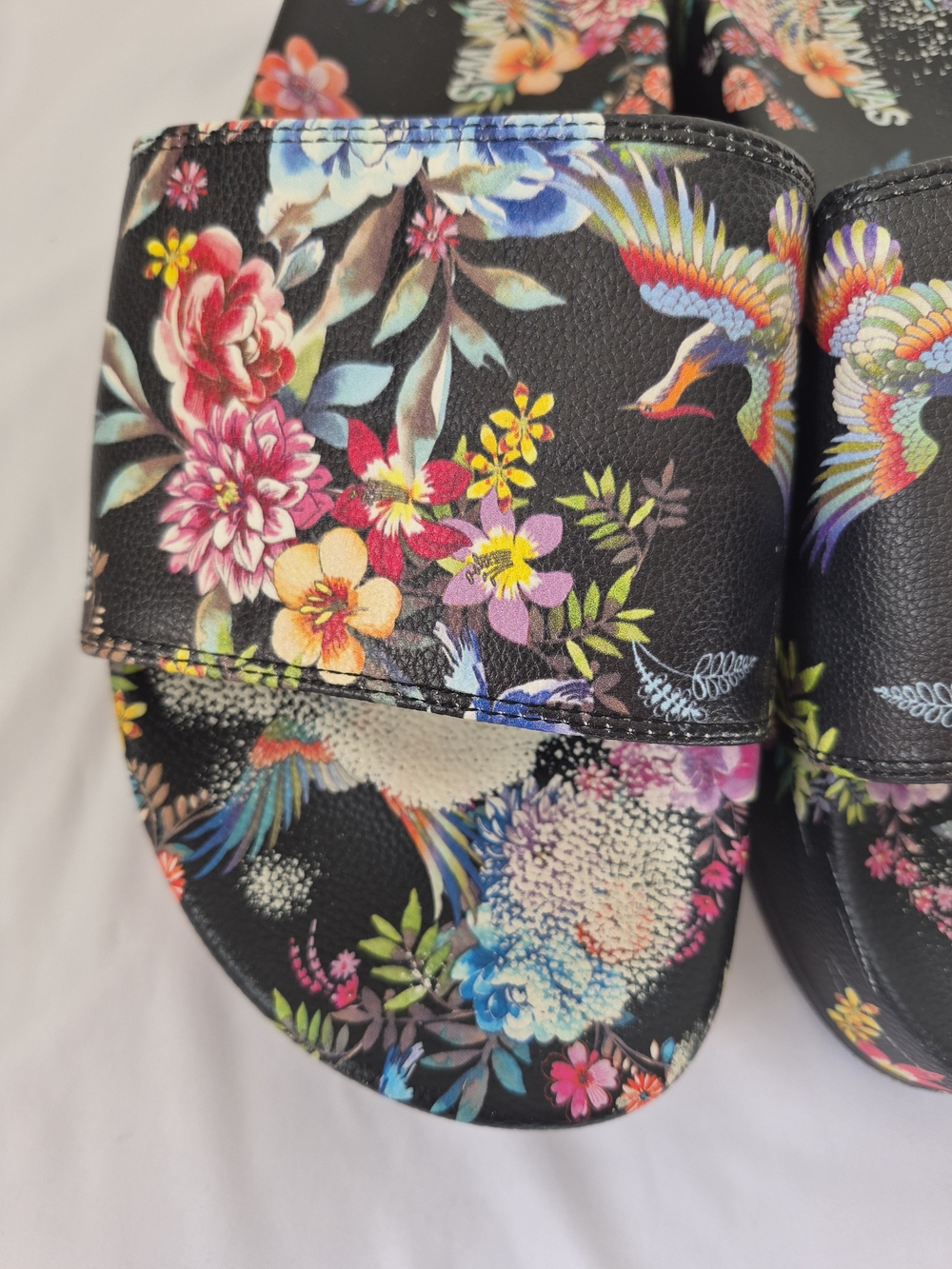 Johnny Was Floral Bird Print Black Slide Sandals 8 - Picture 3 of 8